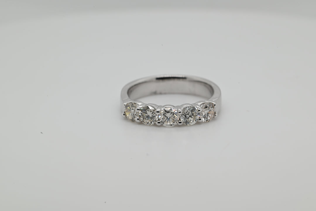 Diamond Wedding Bands - Women'