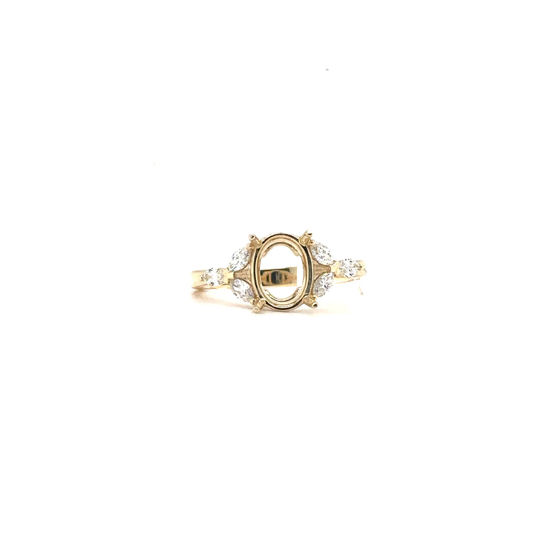 Yellow Gold Diamond Semi-Mount Engagement Ring for Oval Stone