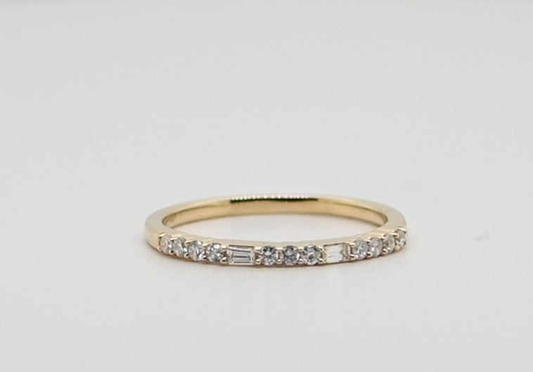 Diamond Wedding Bands  -  Women'