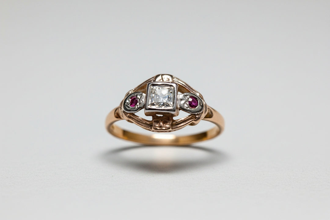 Colored Stone Rings  -  Women'